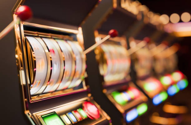 Emperor platform slot game selection display