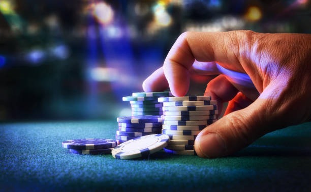 emperor Mobile Site slot game carousel on a smartphone screen
